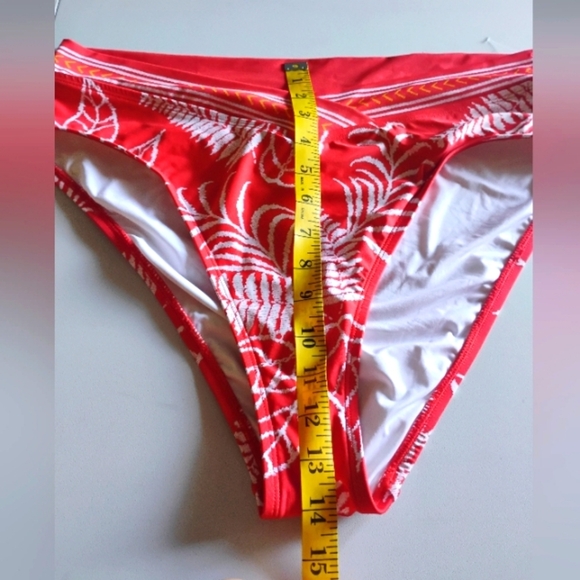 La Blanca NWOT Cross Over High Waist Bikini Swimsuit Bottom. Size 16 - Picture 7 of 13